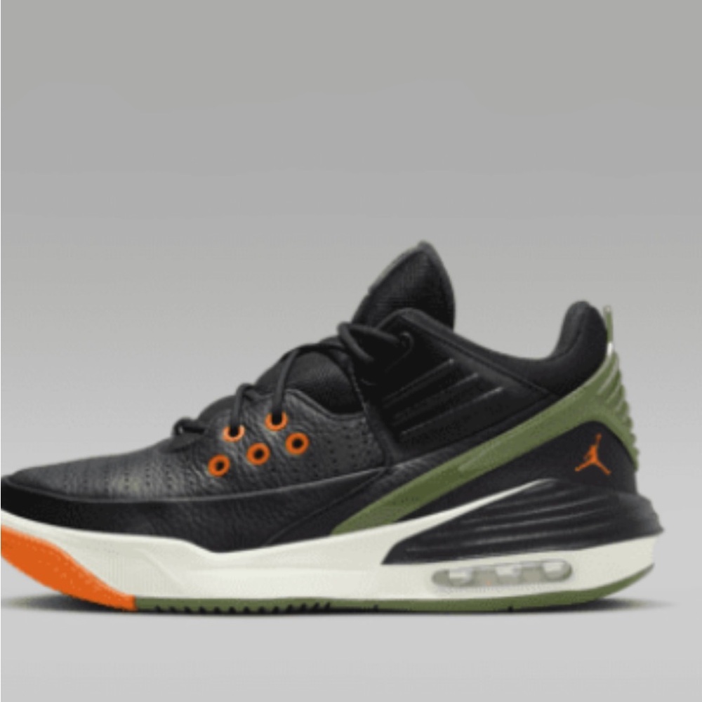Jordan Max Aura 5 (USED)